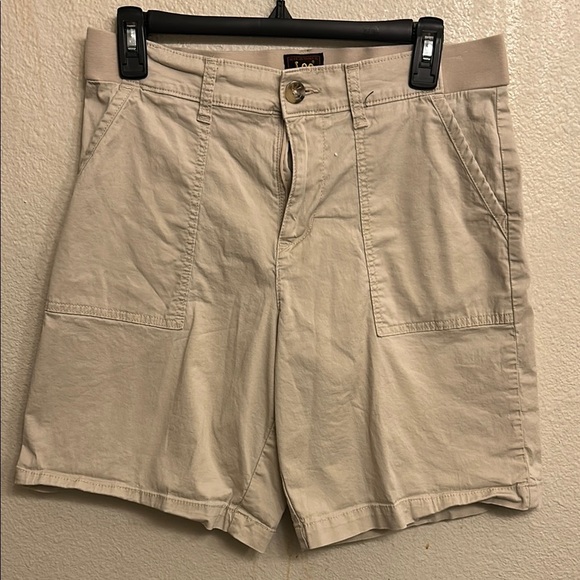 Lee Pants - Lee Women Casual Tan  Pockets Shorts Size 10